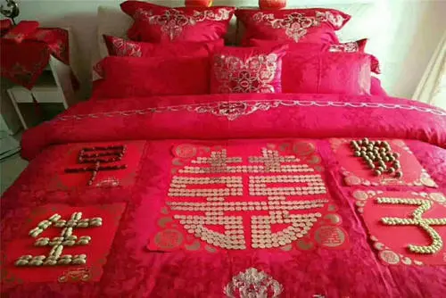 结婚铺床十句吉祥语
