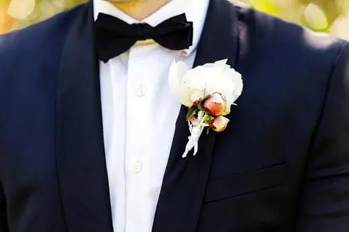 结婚新郎忌穿什么颜色礼服