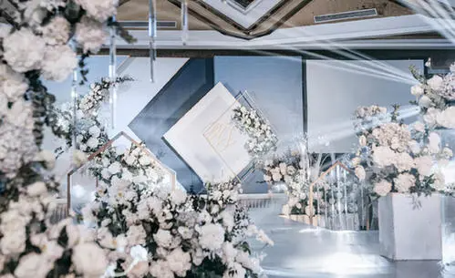 婚庆价格一般多少钱