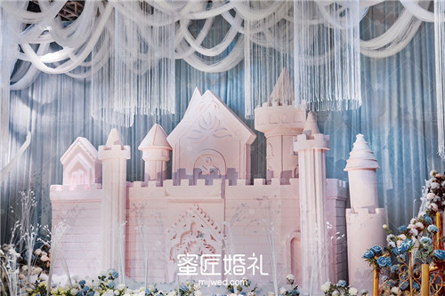 婚庆多少钱