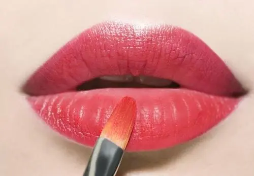 男生送女生口红代表了什么