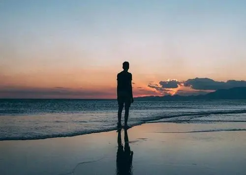 七夕一个人的文案 