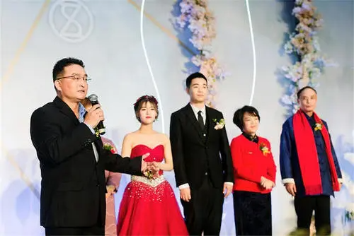 男士参加婚礼穿搭推荐