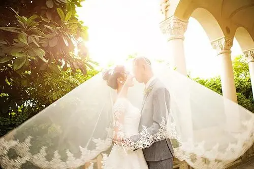 适合参加婚礼的女装 参加婚礼的女士套装