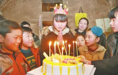 女儿生日发多少红包好