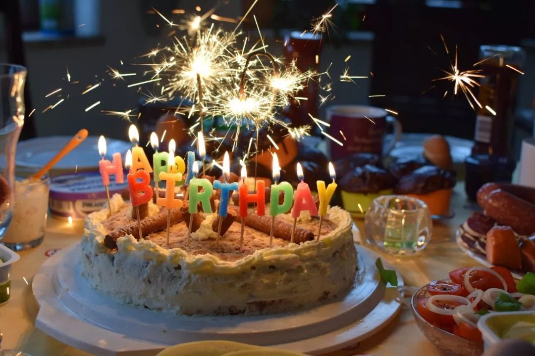 祝大哥生日祝福语八个字霸气