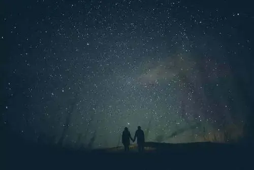 暗恋一个人的文案 暗恋文案短句干净治愈