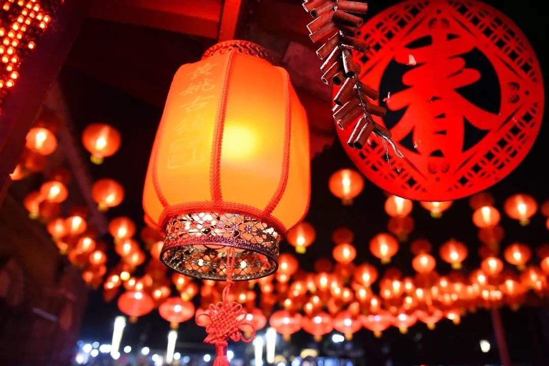 除夕给女朋友红包多少