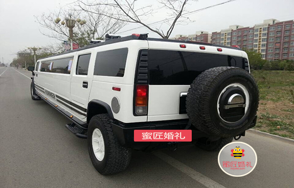 连云港加长悍马婚车租赁