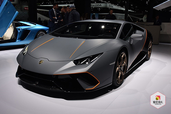 郑州兰博基尼(小牛)婚车租赁