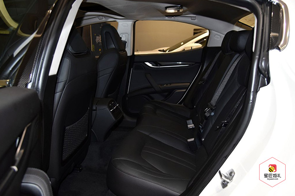 郑州玛莎拉蒂吉卜力婚车租赁