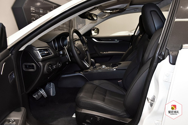 郑州玛莎拉蒂吉卜力婚车租赁