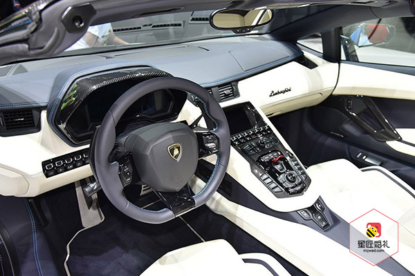 湘潭兰博基尼婚车租赁