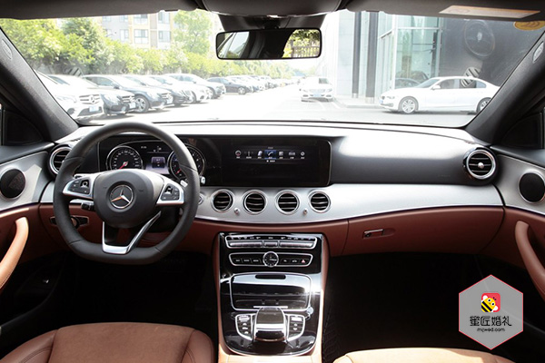 潜山奔驰E 系婚车租赁