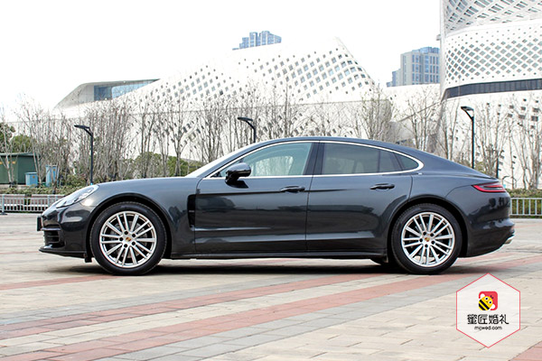 枣庄保时捷帕纳梅拉婚车租赁