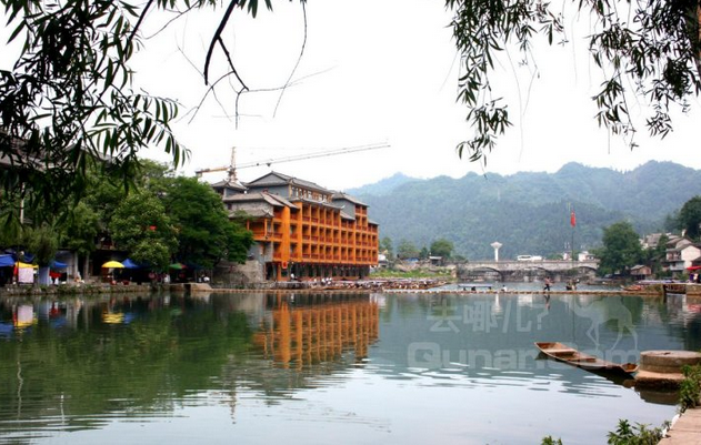 凤凰县瑞凤山水大酒店婚宴预订