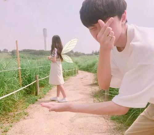 逗女生开心的幽默套路 逗女朋友开心的聊天套路