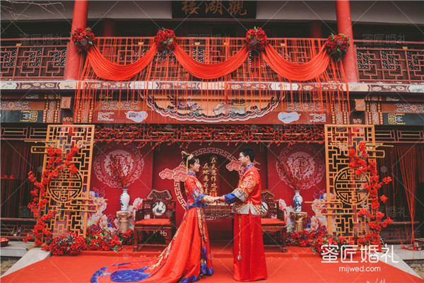 订婚四彩礼都有什么