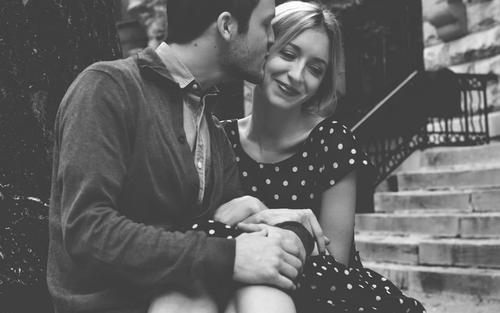 怎么表白自己喜欢的人 喜欢一个人怎么暗示表白