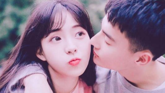 情侣发朋友圈的短语 晒情侣照片的句子简短