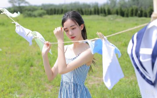 幽默的夸女生漂亮 幽默的夸女生漂亮短句