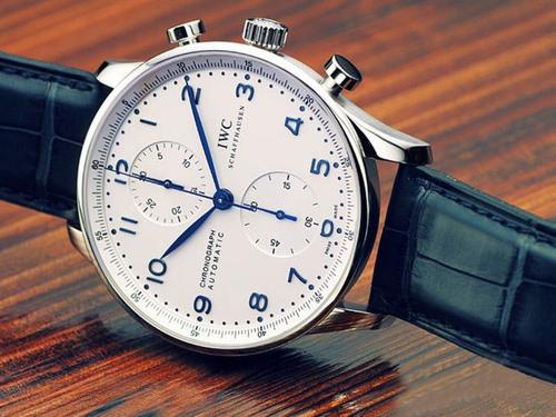 送给男朋友什么礼物比较好 给男朋友的礼物送啥好