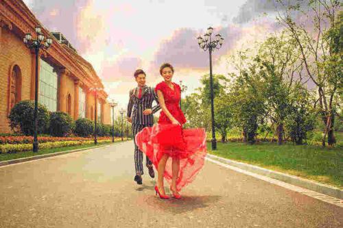 情侣晚安情话最暖心短句 睡前最暖心的晚安