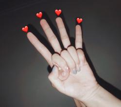 朋友圈被夸可爱怎么回复