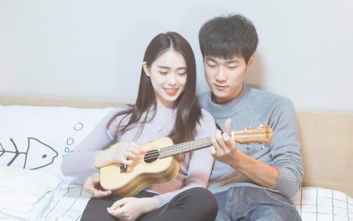 对女朋友说的感动的话 说给女朋友的感动情话