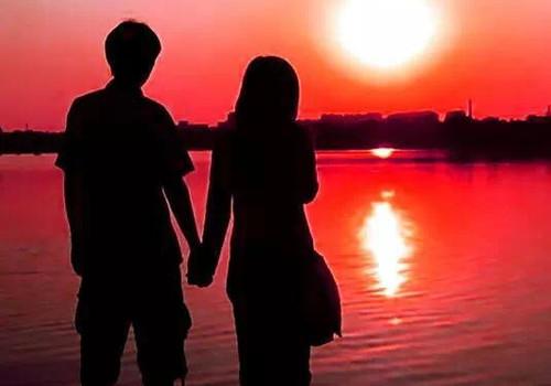 简短睡前小故事给女友的