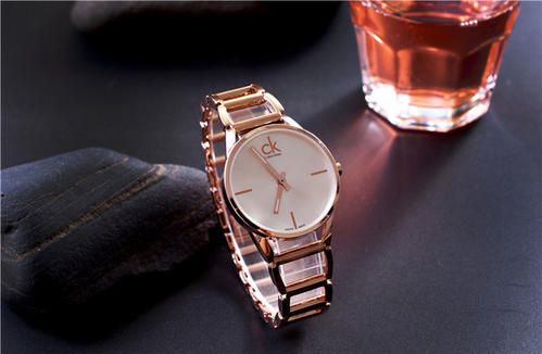 520送女朋友什么礼物合适