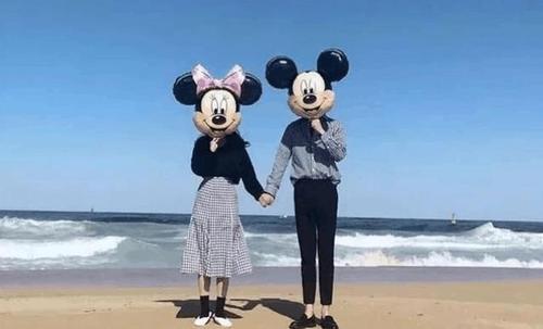 哄女孩子睡前小故事大全 给女孩子晚上讲故事哄睡觉的故事